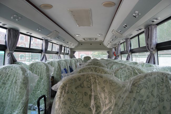 東外校車，洛陽東方外國語學(xué)校校車