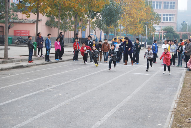 達(dá)標(biāo)運動會50M往返跑