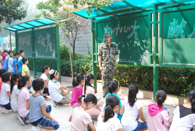 洛陽東外2012初中部新生軍訓