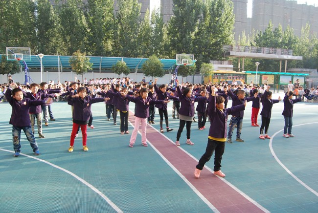 洛陽東方外國語學校武術(shù)操比賽