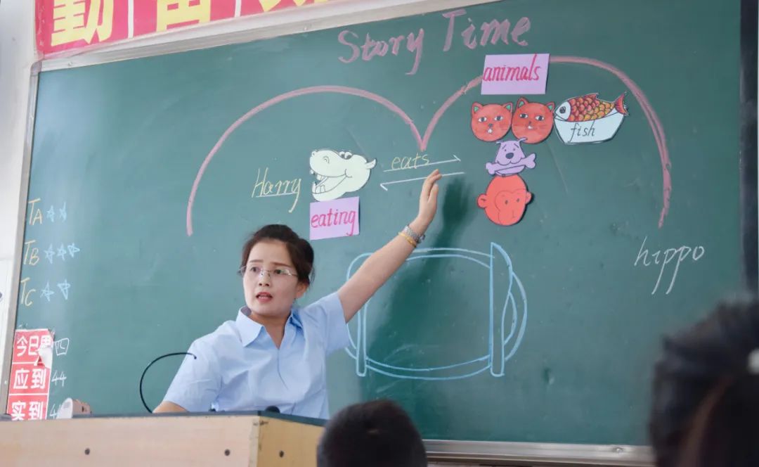 激活自主課堂，點(diǎn)燃研究熱情丨東外小學(xué)部名師引領(lǐng)課活動紀(jì)實(shí)