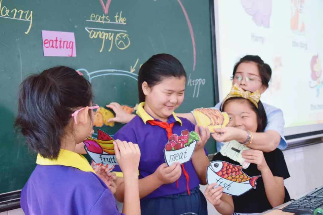 激活自主課堂，點(diǎn)燃研究熱情丨東外小學(xué)部名師引領(lǐng)課活動紀(jì)實(shí)