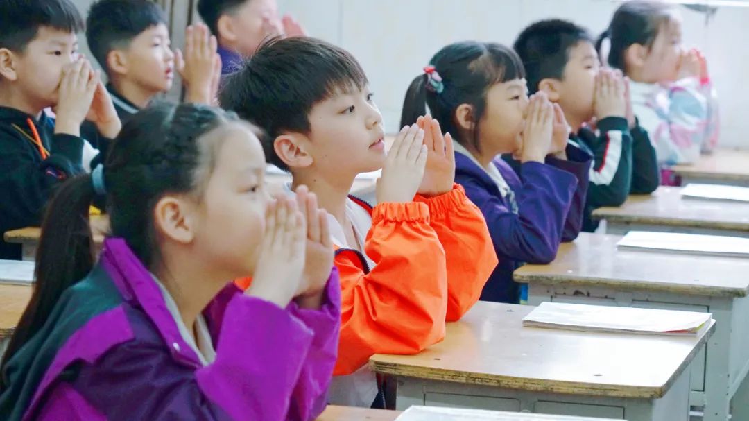 激活自主課堂，點(diǎn)燃研究熱情丨東外小學(xué)部名師引領(lǐng)課活動紀(jì)實(shí)