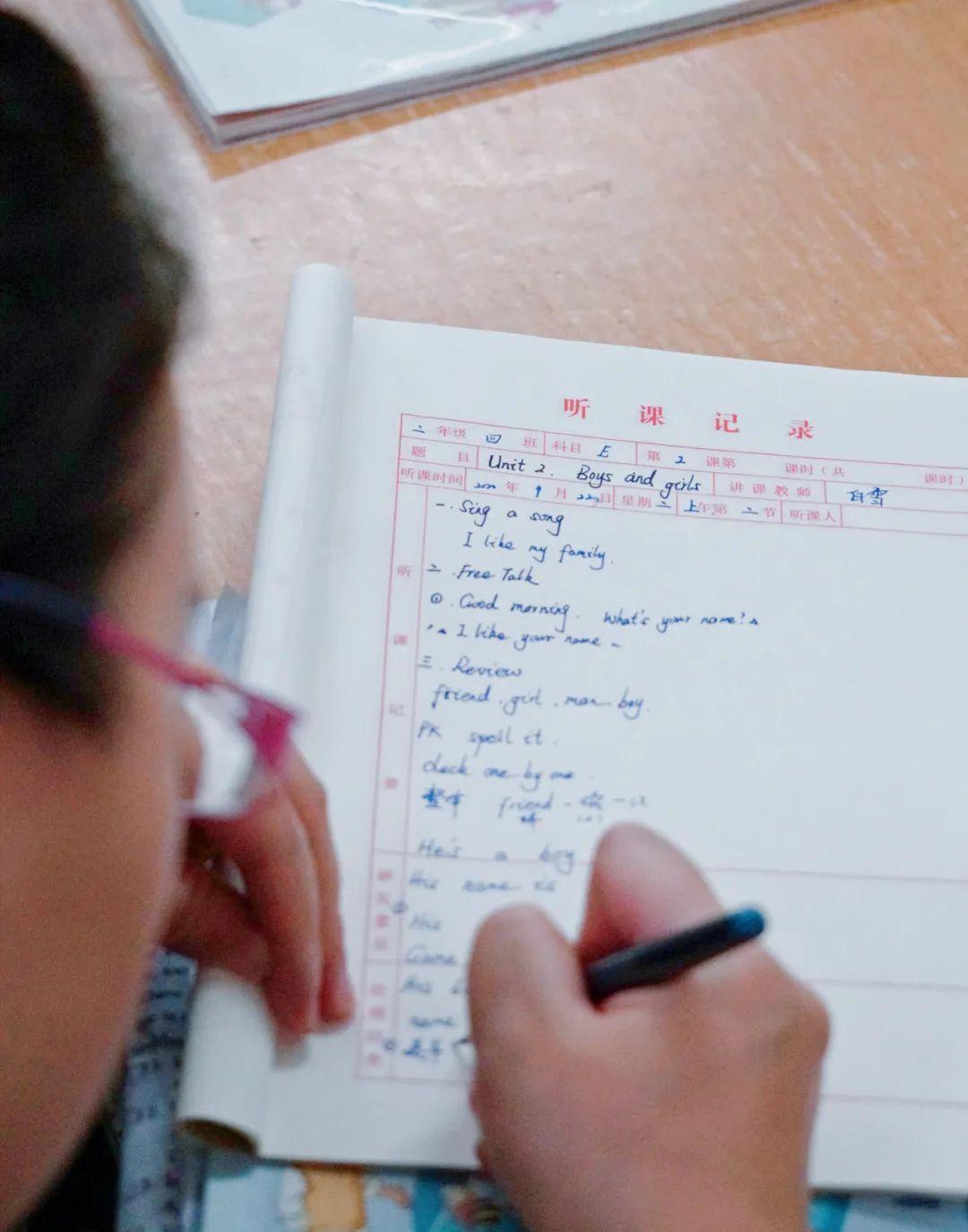 激活自主課堂，點(diǎn)燃研究熱情丨東外小學(xué)部名師引領(lǐng)課活動紀(jì)實(shí)