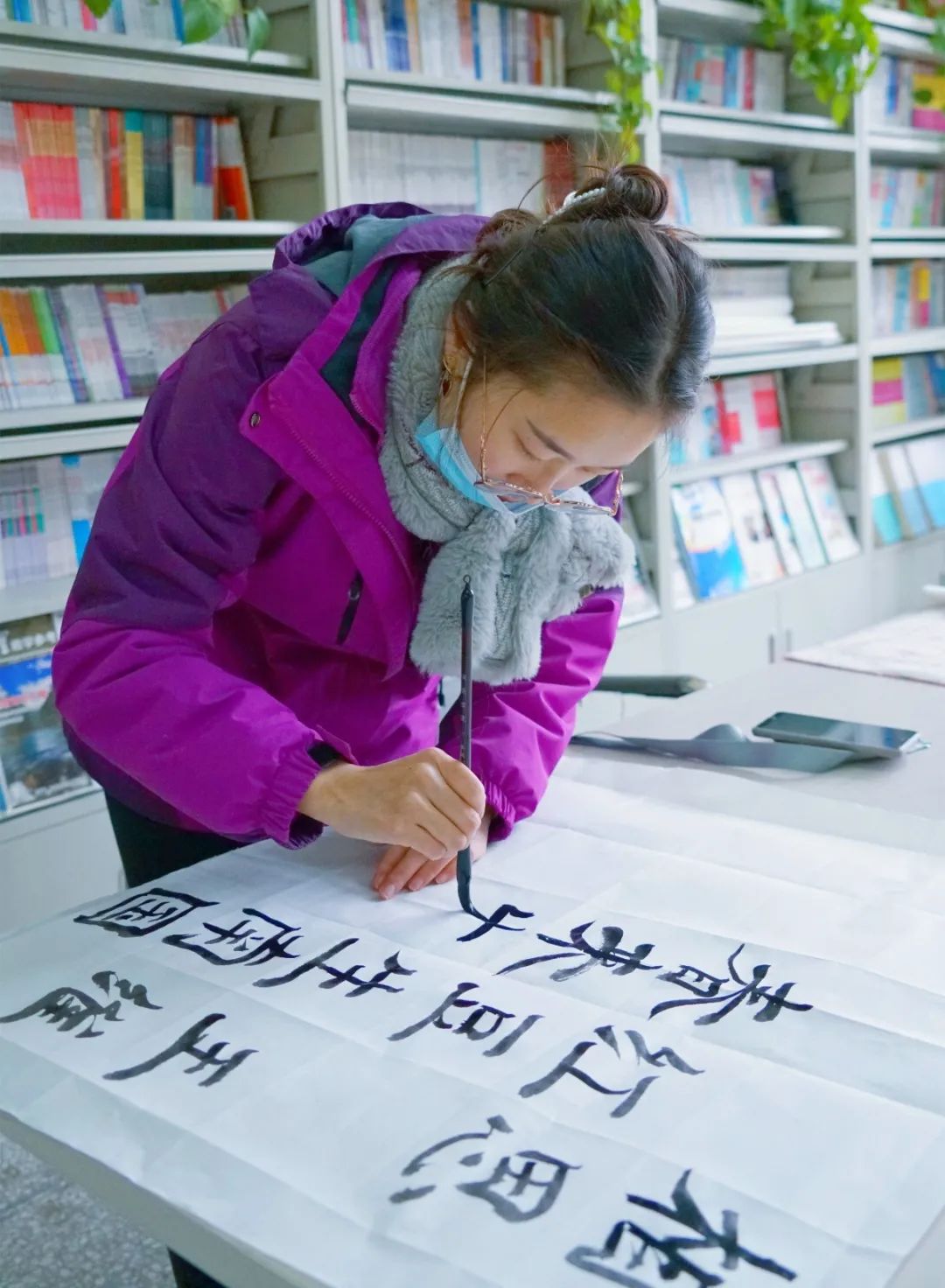 展書法藝術(shù)，揚(yáng)東外文化--洛陽東外教職工書法比賽紀(jì)實(shí)