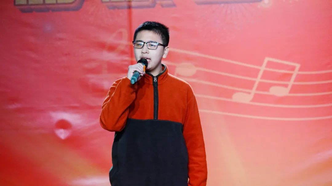 「心有家國，情系東外 」洛陽東外元旦文藝匯演圓滿落幕