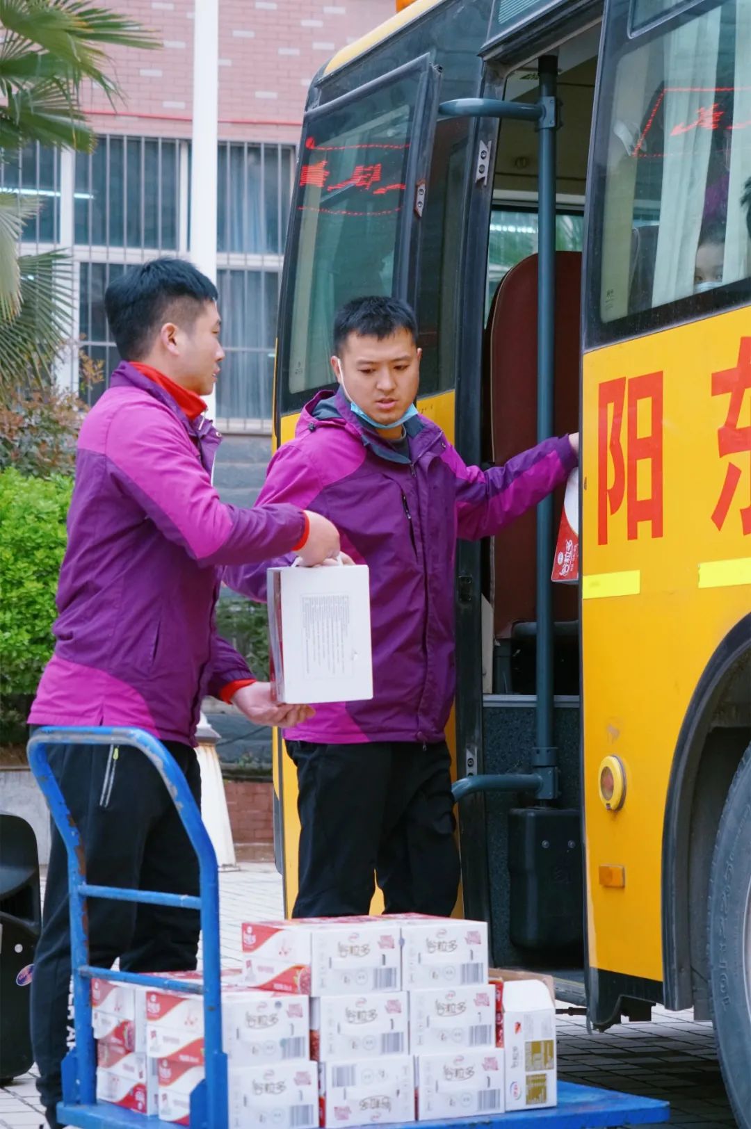 遇見春天 感受牧場生命能量—洛陽東外小學(xué)部研學(xué)系列活動(二)