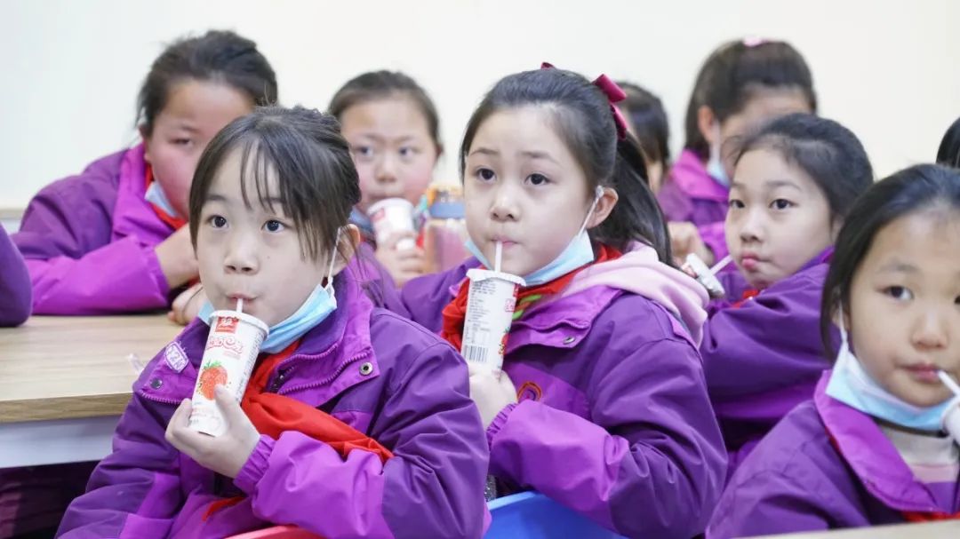 遇見春天 感受牧場生命能量—洛陽東外小學(xué)部研學(xué)系列活動(二)