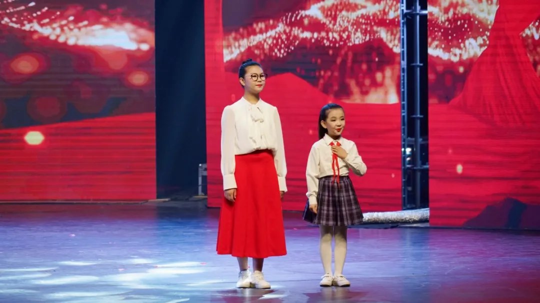 花兒向陽，童心向黨--東外萌娃參加洛陽市慶六一電視文藝匯演