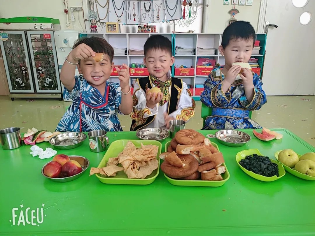 洛陽(yáng)東方外國(guó)語(yǔ)幼兒園獻(xiàn)禮建黨一百年暨六一民族大聯(lián)歡活動(dòng)