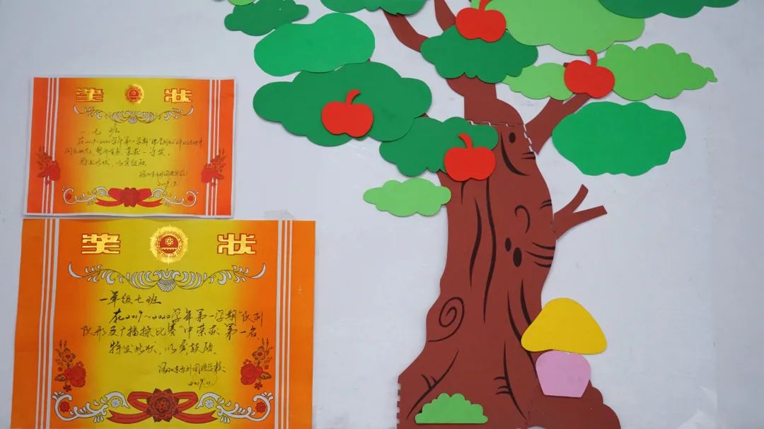 在東外，教室的每一面墻都會說話