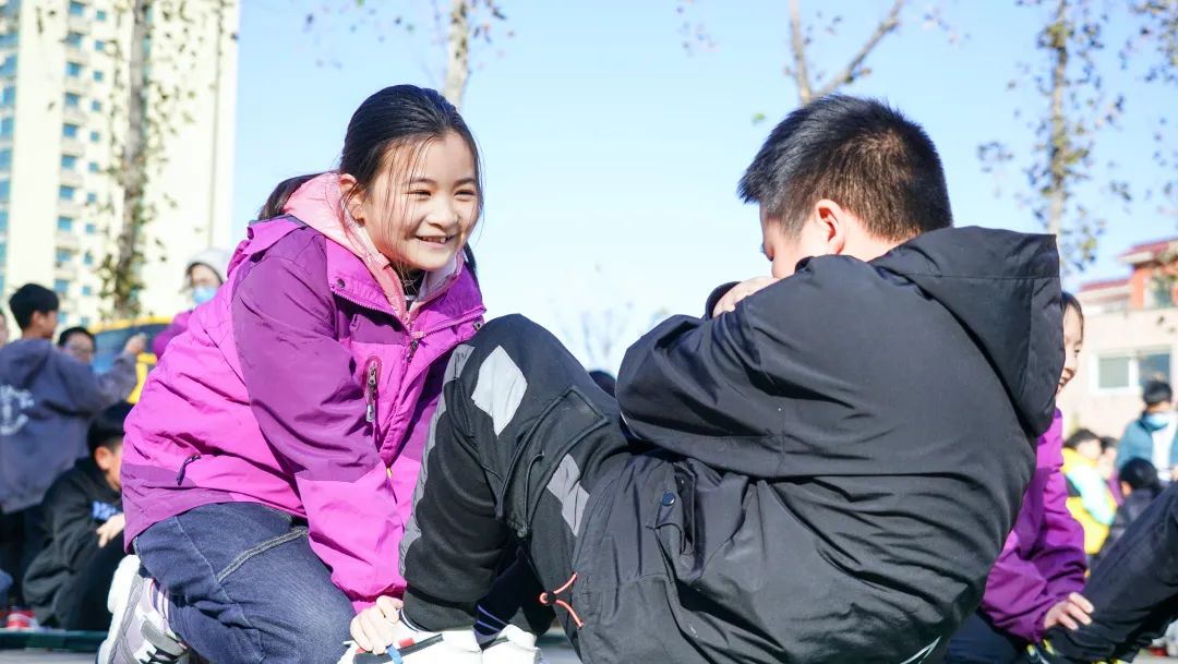 運(yùn)動(dòng)綻放光彩，健康伴我成長(zhǎng)丨洛陽(yáng)東外小學(xué)部體質(zhì)健康達(dá)標(biāo)運(yùn)動(dòng)會(huì)