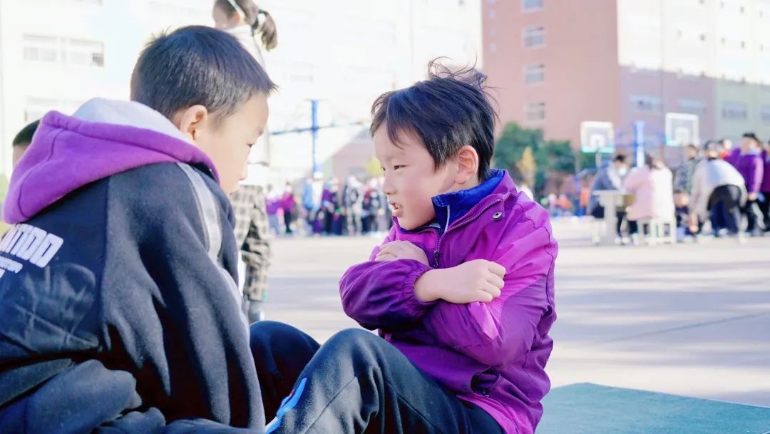 運(yùn)動(dòng)綻放光彩，健康伴我成長(zhǎng)丨洛陽(yáng)東外小學(xué)部體質(zhì)健康達(dá)標(biāo)運(yùn)動(dòng)會(huì)