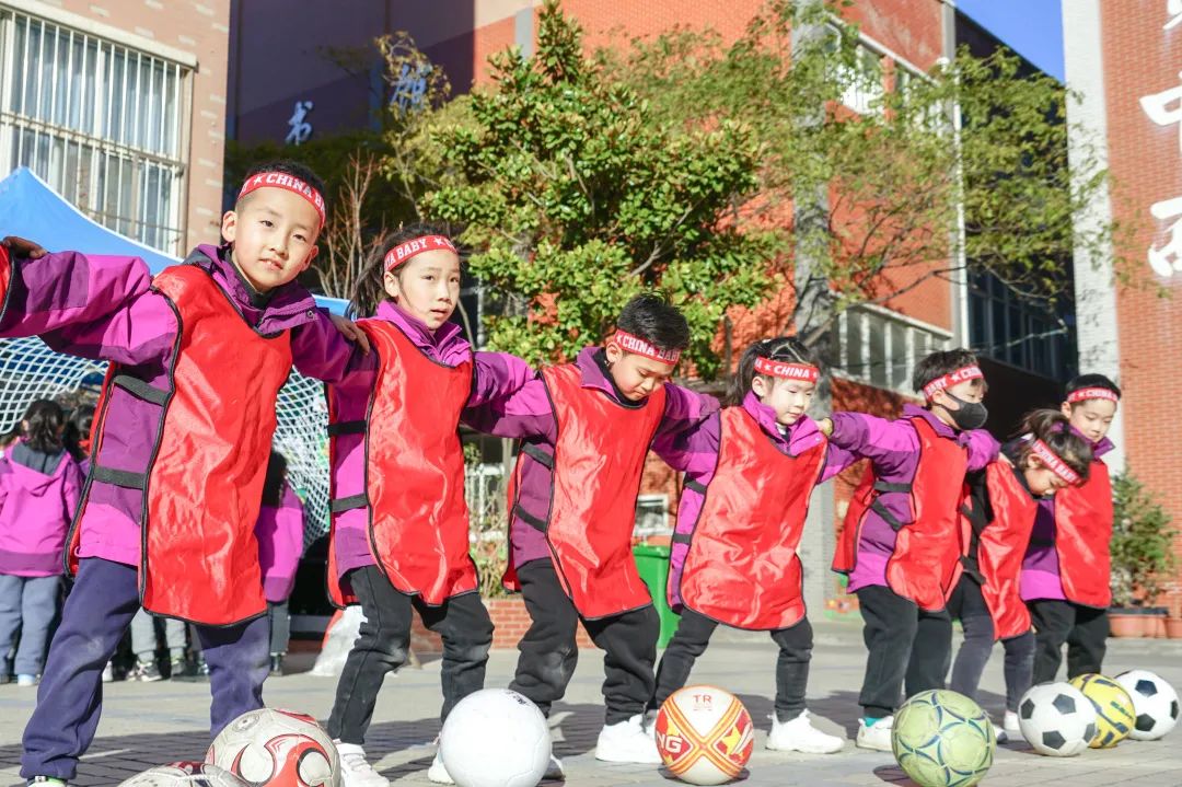燦爛十一月，“英”你而精彩——洛陽東外小學部英語節(jié)