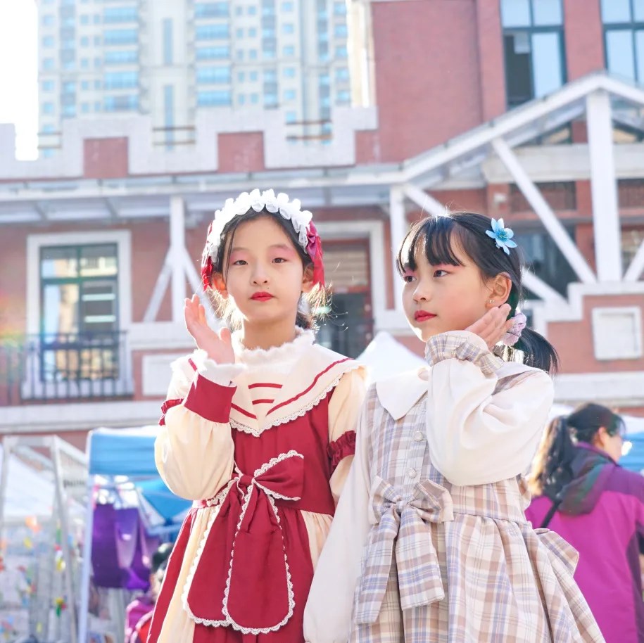 燦爛十一月，“英”你而精彩——洛陽東外小學部英語節(jié)