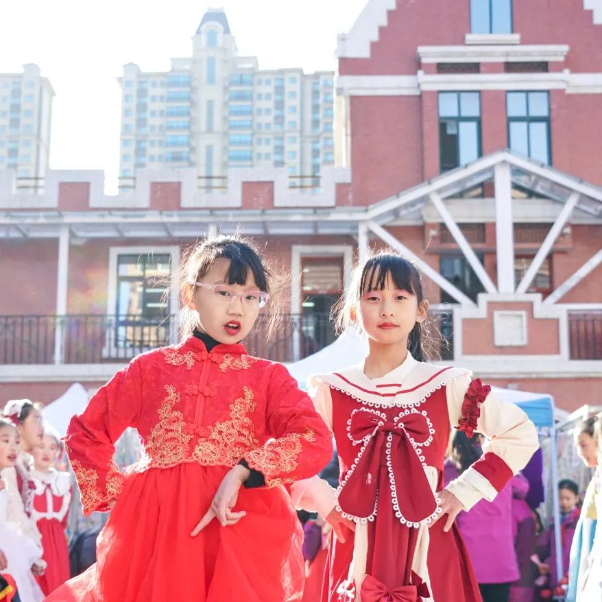 燦爛十一月，“英”你而精彩——洛陽東外小學部英語節(jié)