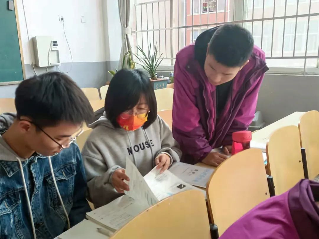 「東外高中部」興傳統(tǒng)厚植根脈，攜春光奔赴未來(lái)