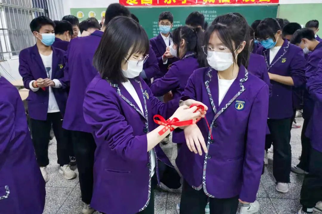 心存凌云志，一起向未來丨洛陽東外2022中考線上百日沖刺誓師大會