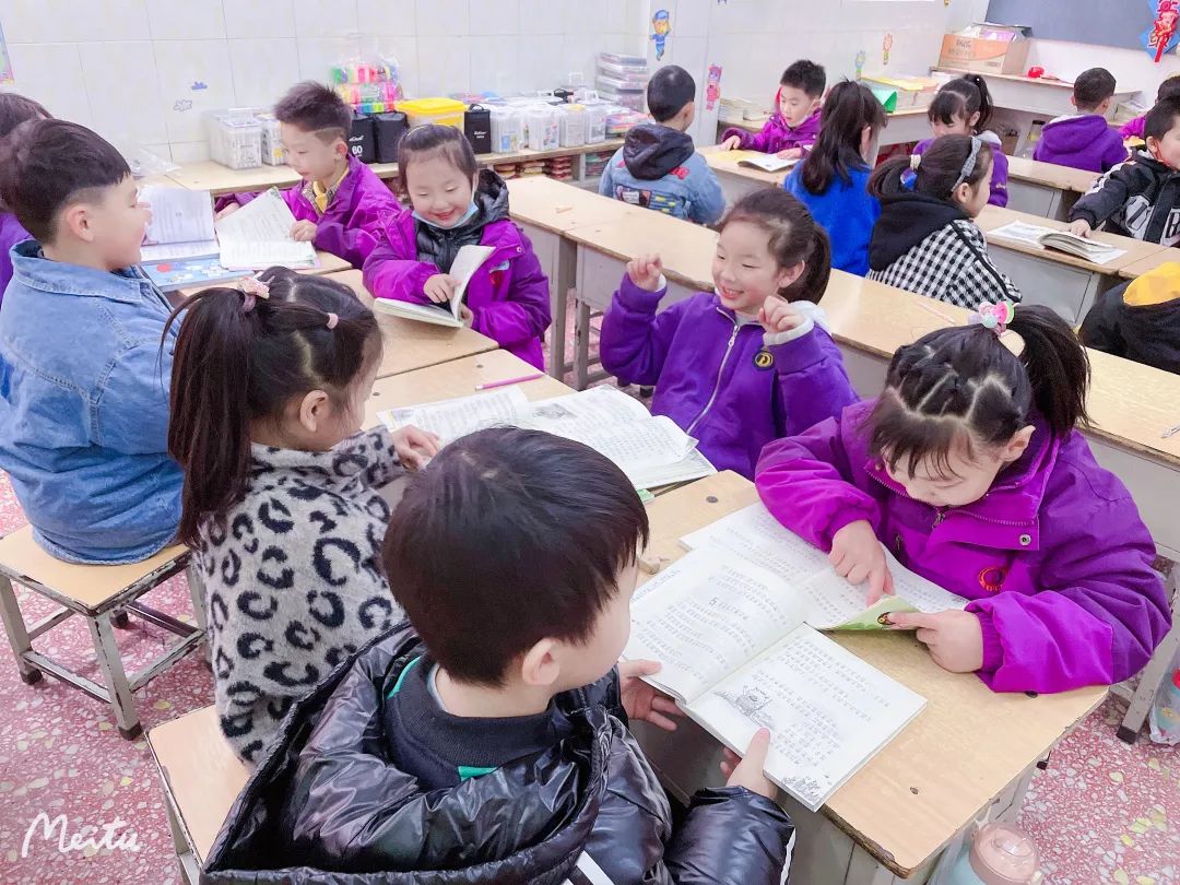 書香陪伴，傳遞智慧丨洛陽東外小學(xué)部書香校園系列活動(dòng)