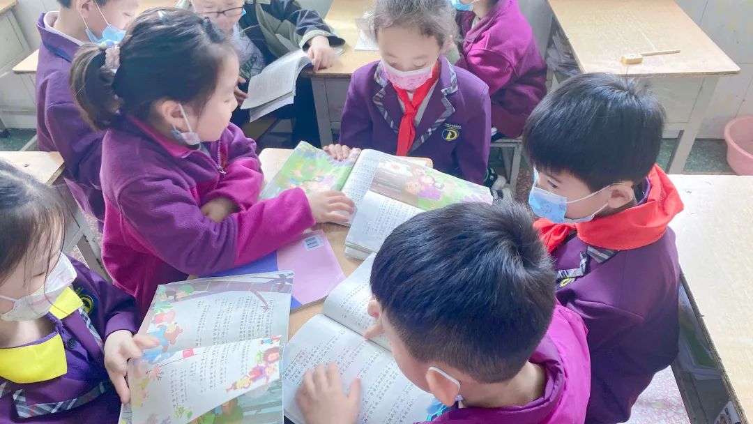 書香陪伴，傳遞智慧丨洛陽東外小學(xué)部書香校園系列活動(dòng)