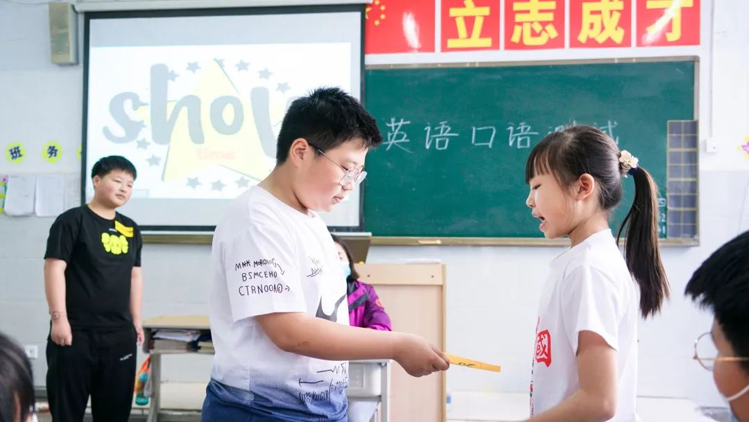 聲聲入耳，處處精彩丨洛陽東外小學部五年級英語口語測試