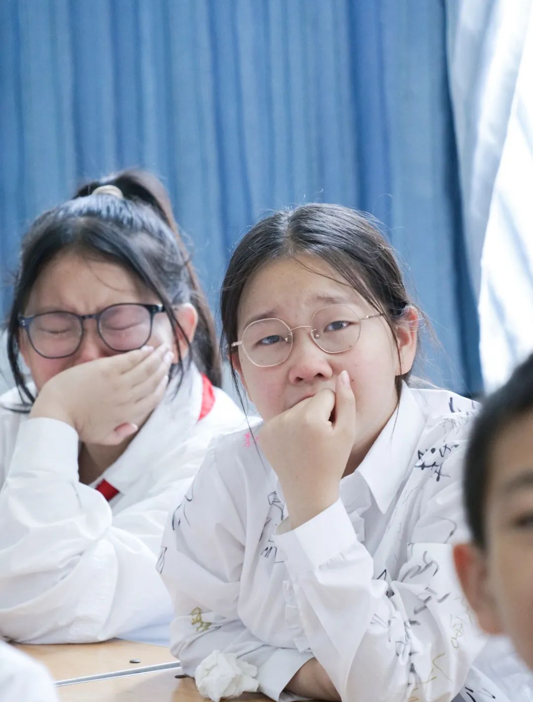 青春不散場(chǎng)，追夢(mèng)再出發(fā)——洛陽東外2022屆小學(xué)生畢業(yè)典禮