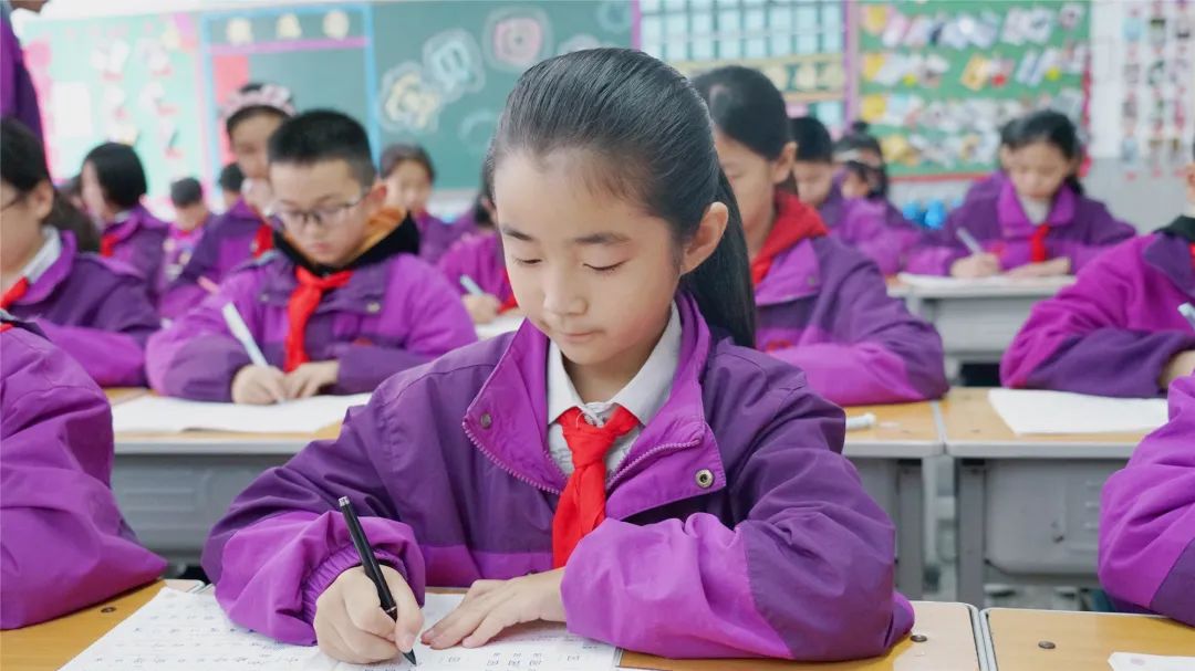 洛陽東方外國(guó)語學(xué)校小學(xué)部簡(jiǎn)介